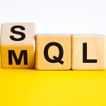 Blocks of letters transitioning between MQL to SQL